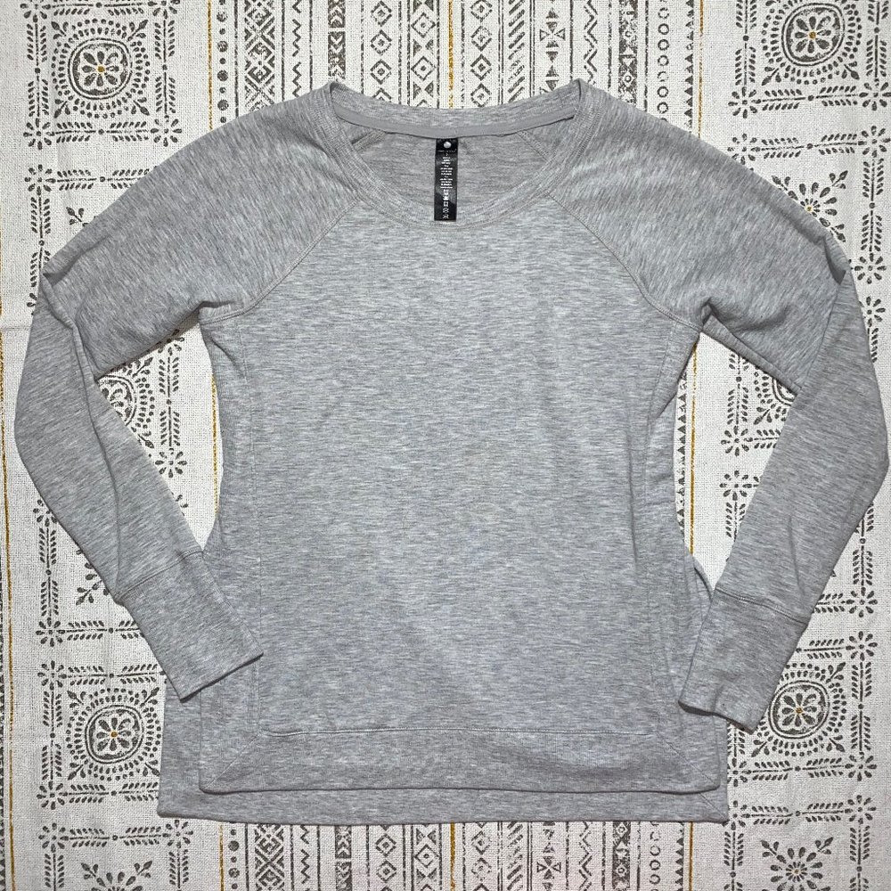 Yogalicious Side Split Sweatshirt Gray Size Small